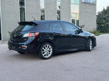Load image into Gallery viewer, 2012 Mazda Mazda3S Hatchback