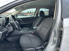 Load image into Gallery viewer, 2013 Mazda Mazda 3i Skyactive
