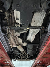 Load image into Gallery viewer, 2016 Porsche Cayenne