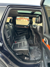 Load image into Gallery viewer, 2011 Jeep Grand Cherokee Overland