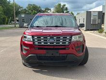 Load image into Gallery viewer, 2016 Ford Explorer XLT