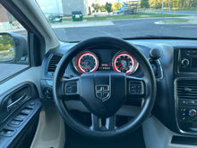 Load image into Gallery viewer, 2014 Dodge Grand Caravan