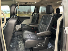 Load image into Gallery viewer, 2015 Chrysler Town and Country Touring L