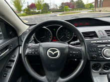 Load image into Gallery viewer, 2010 Mazda Mazda 3i Touring
