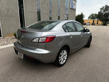 Load image into Gallery viewer, 2010 Mazda Mazda 3i sport