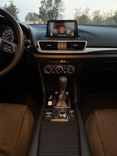 Load image into Gallery viewer, 2017 Mazda Mazda 3i Sport