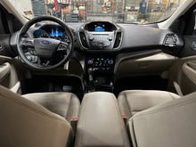 Load image into Gallery viewer, 2017 Ford Escape SE