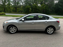 Load image into Gallery viewer, 2010 Mazda Mazda 3i sport