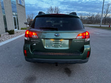 Load image into Gallery viewer, 2014 Subaru Outback 2.5l Premium