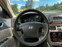 Load image into Gallery viewer, 2008 Hyundai Sonata GLS
