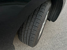 Load image into Gallery viewer, 2017 Mazda Mazda 3i Sport