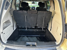 Load image into Gallery viewer, 2012 Chrysler Town and Country Touring