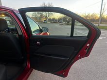 Load image into Gallery viewer, 2011 Ford Fusion SE