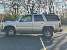 Load image into Gallery viewer, 2005 Chevrolet Tahoe Z71
