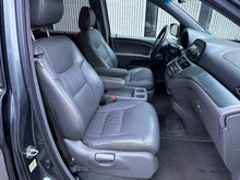 Load image into Gallery viewer, 2010 Honda Odyssey EX