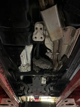 Load image into Gallery viewer, 2016 Porsche Cayenne