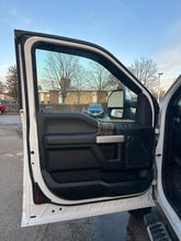 Load image into Gallery viewer, 2017 Ford F-250 Supercab Lariat