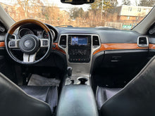 Load image into Gallery viewer, 2011 Jeep Grand Cherokee Overland