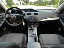Load image into Gallery viewer, 2013 Mazda Mazda 3i touring SkyActive