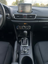 Load image into Gallery viewer, 2016 Mazda Mazda 3i