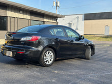 Load image into Gallery viewer, 2012 Mazda Mazda3i SV Grand Touring
