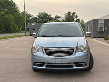 Load image into Gallery viewer, 2013 Chrysler Town and Country Touring L