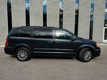 Load image into Gallery viewer, 2013 Chrysler Town and Country Touring L