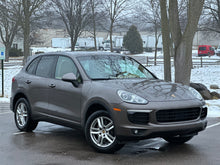 Load image into Gallery viewer, 2016 Porsche Cayenne