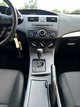 Load image into Gallery viewer, 2013 Mazda Mazda 3i touring SkyActive