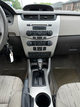 Load image into Gallery viewer, 2009 Ford Focus SE