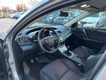 Load image into Gallery viewer, 2011 Mazda Mazda 3i
