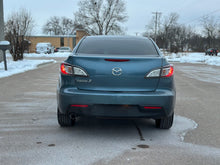 Load image into Gallery viewer, 2010 Mazda Mazda 3i