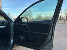 Load image into Gallery viewer, 2013 Mazda Mazda 3i Skyactive