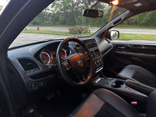 Load image into Gallery viewer, 2015 Dodge Grand Caravan SXT