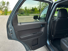 Load image into Gallery viewer, 2011 Ford Escape Limited
