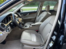 Load image into Gallery viewer, 2014 Mercedes Benz C300 4Matic