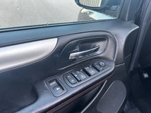 Load image into Gallery viewer, 2014 Dodge Grand Caravan RT