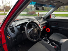 Load image into Gallery viewer, 2010 Kia Soul +