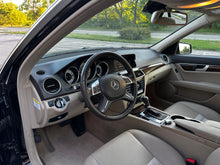 Load image into Gallery viewer, 2014 Mercedes Benz C300 4Matic