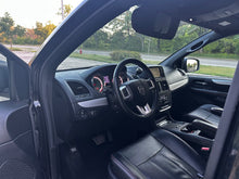 Load image into Gallery viewer, 2014 Dodge Grand Caravan RT