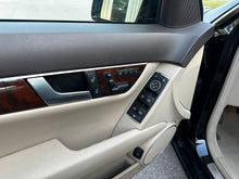 Load image into Gallery viewer, 2014 Mercedes Benz C300 4Matic