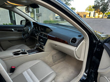 Load image into Gallery viewer, 2014 Mercedes Benz C300 4Matic
