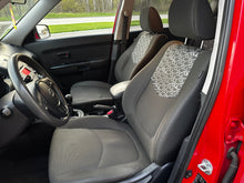 Load image into Gallery viewer, 2010 Kia Soul +