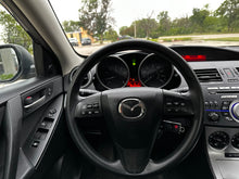 Load image into Gallery viewer, 2011 Mazda Mazda 3i touring