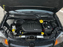 Load image into Gallery viewer, 2015 Dodge Grand Caravan SXT