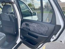 Load image into Gallery viewer, 2003 Honda Cr-V