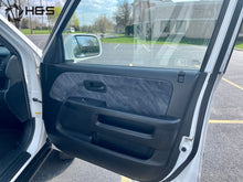 Load image into Gallery viewer, 2003 Honda Cr-V