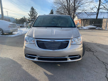 Load image into Gallery viewer, 2013 Chrysler Town & Country Touring
