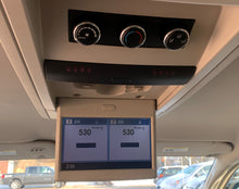 Load image into Gallery viewer, 2013 Chrysler Town & Country Touring