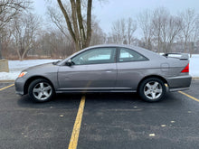 Load image into Gallery viewer, 2004 Honda Civic 2 Door